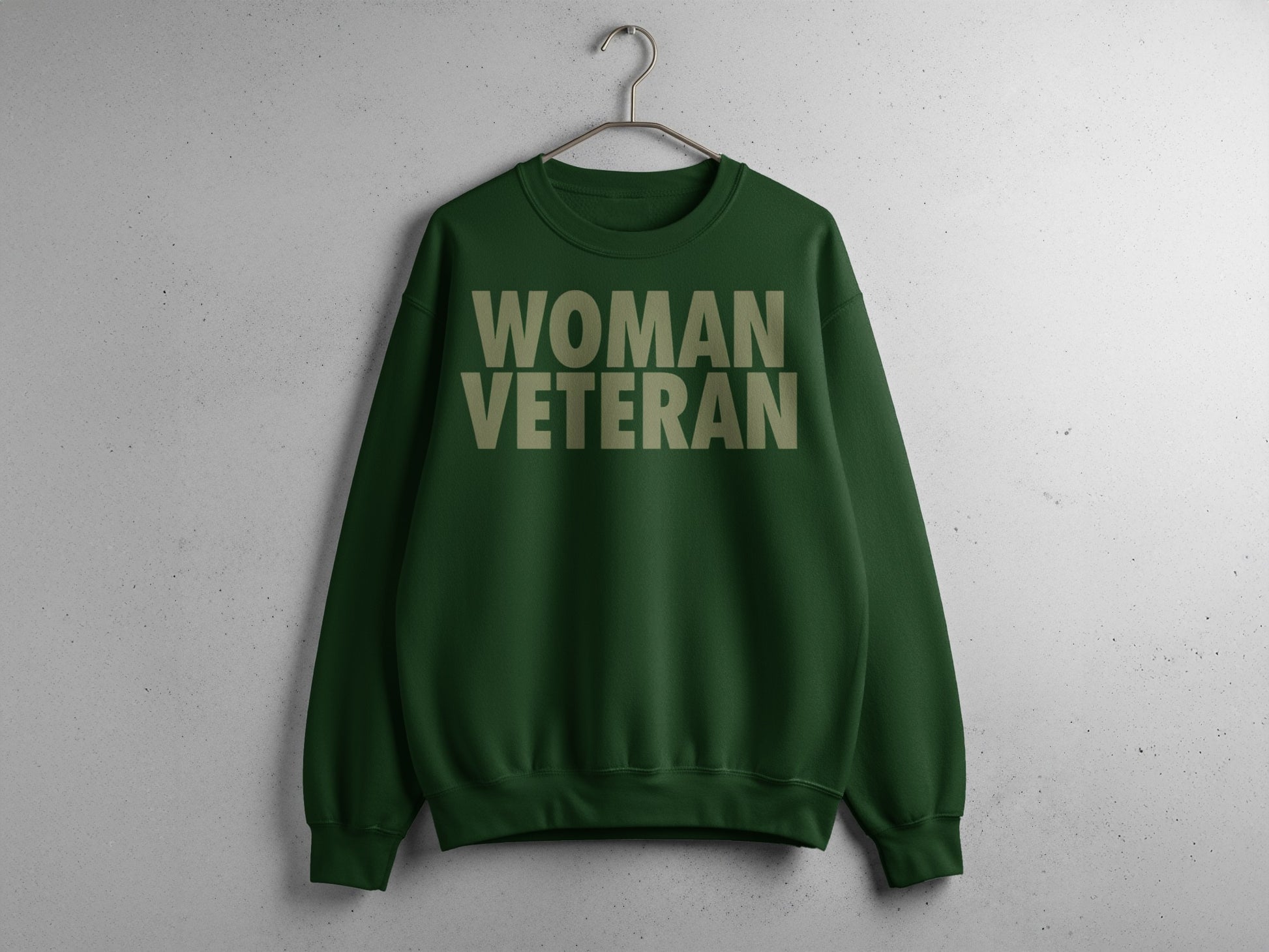 Woman Veteran Bold Lettering Green Sweatshirt Product
